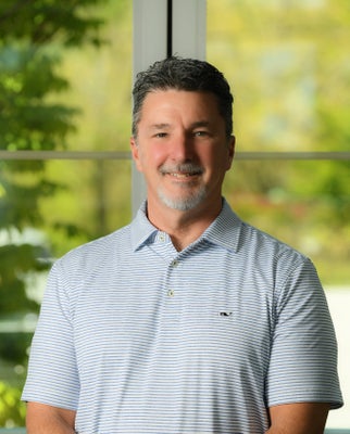 Portrait of Ron Hensley, Broker-In-Charge | Crossroads Office